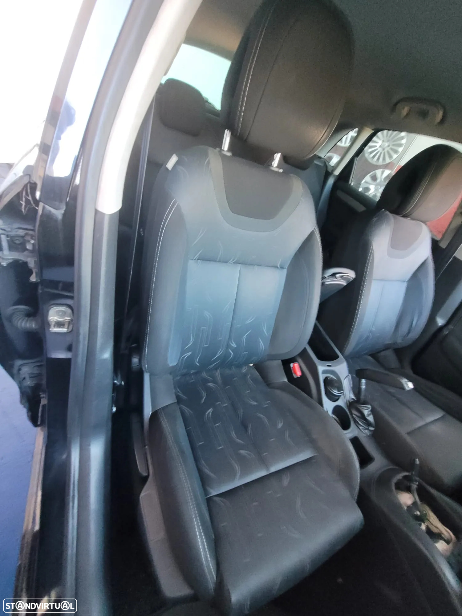 Citroen C4 1.6 HDI de 2013 ás peças - 5