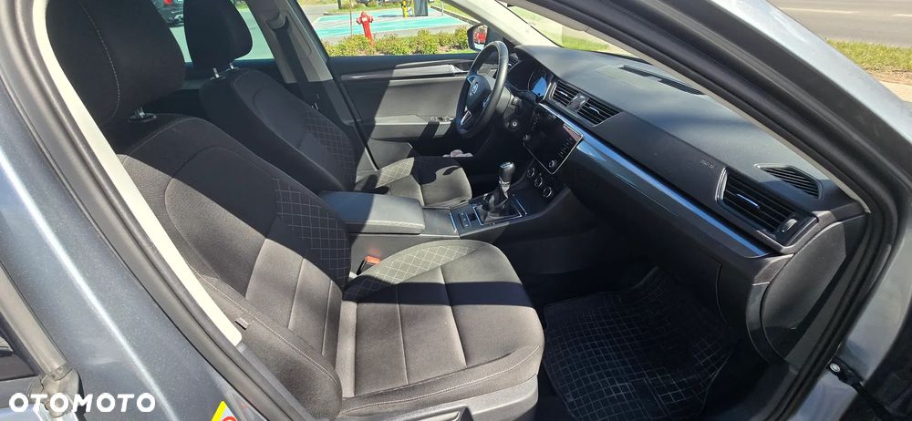 Skoda Superb 2.0 TDI Active - 14