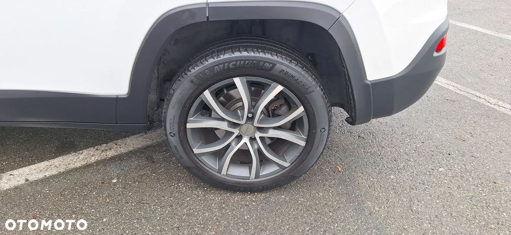 Jeep Cherokee 2.0 MJD Active Drive I Longitude - 23