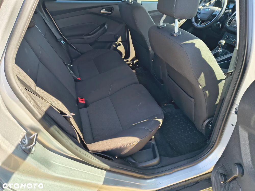 Ford Focus 1.0 EcoBoost Edition - 8