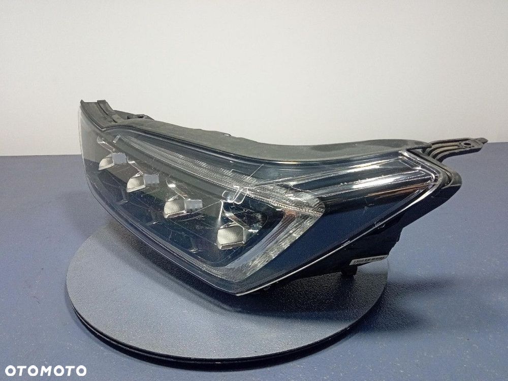 SSANGYONG REXTON II LIFT REFLEKTOR LEWY LAMPA PRZEDNIA EU LED 8310536010 - 2
