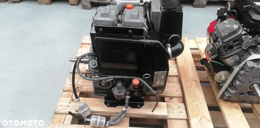 SILNIK RUGGERINI MD 150 MD150 10kW 3000tpm 654cc 6910 zł netto - 3