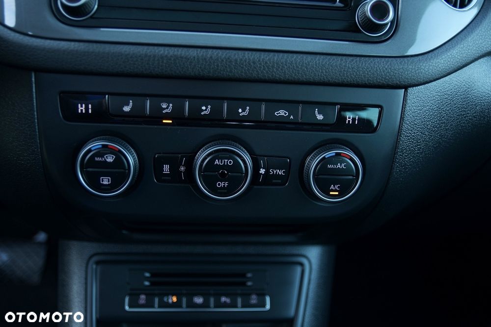 Volkswagen Tiguan 2.0 TDI 4Mot Sport&Style DSG - 10