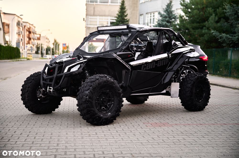 Can-Am Maverick - 7