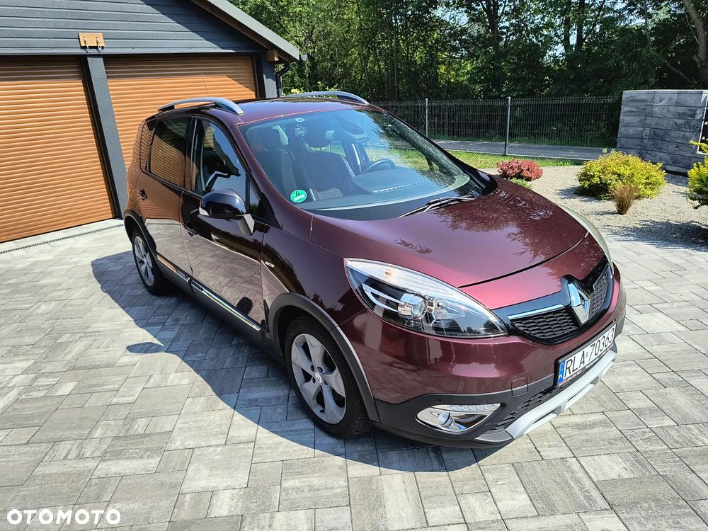 Renault Scenic Energy dCi 110 S&S Bose Edition - 11