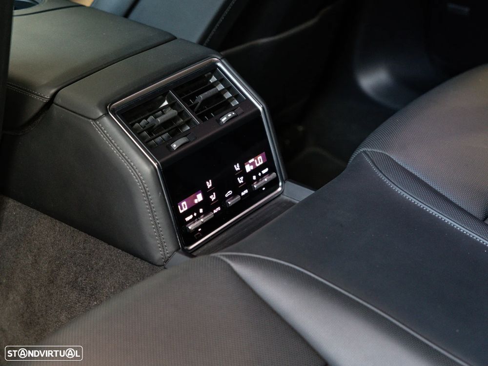 Porsche Panamera 4S E-Hybrid - 31