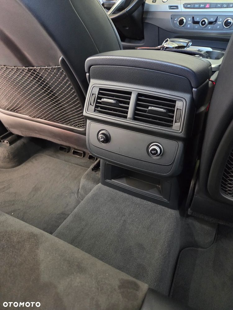 Audi Q7 3.0 TDI ultra Quattro Tiptronic - 6
