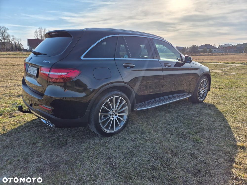 Mercedes-Benz GLC 250 d 4Matic 9G-TRONIC AMG Line - 13