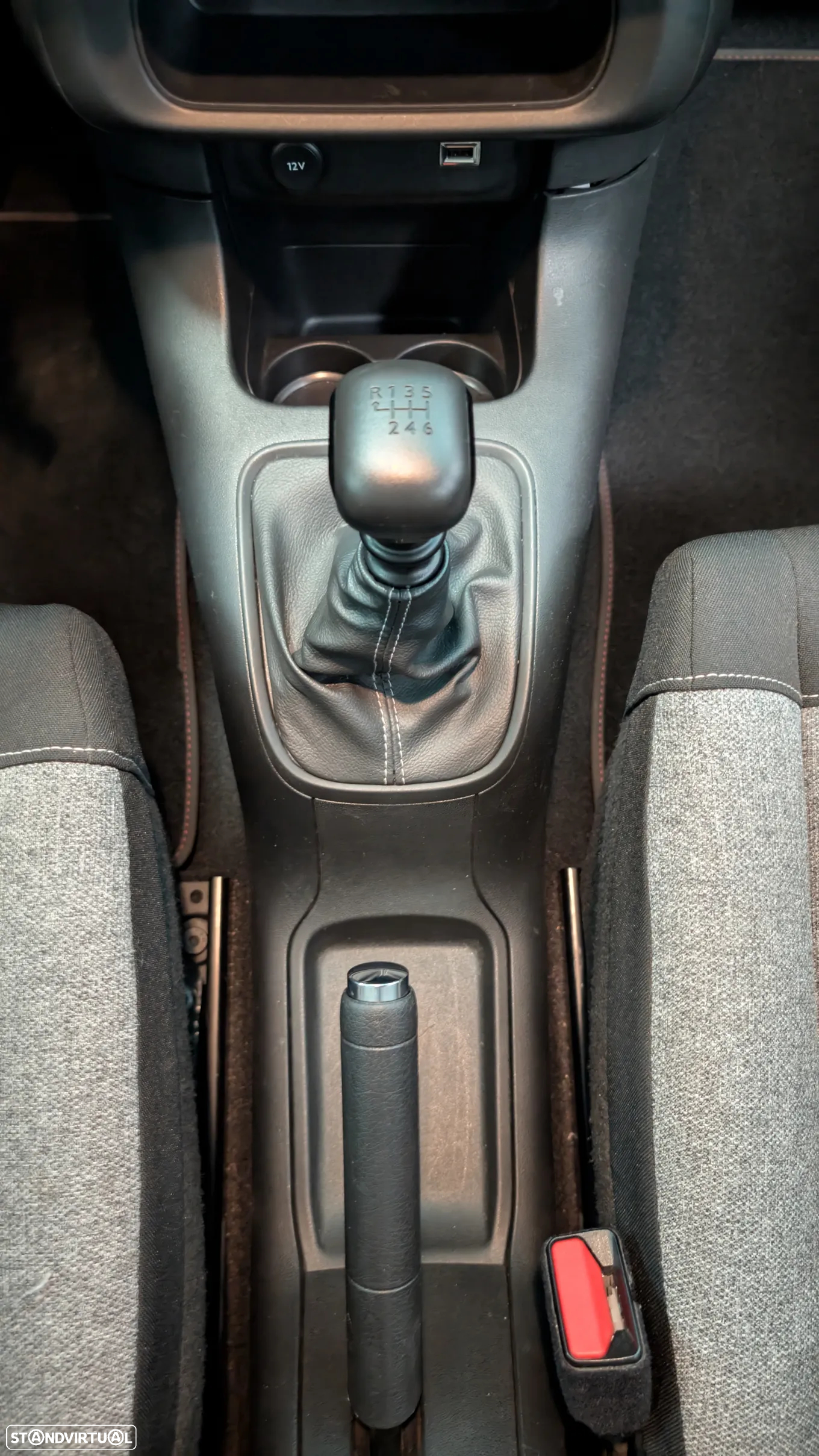 Citroën C3 1.2 PureTech C-Series - 18