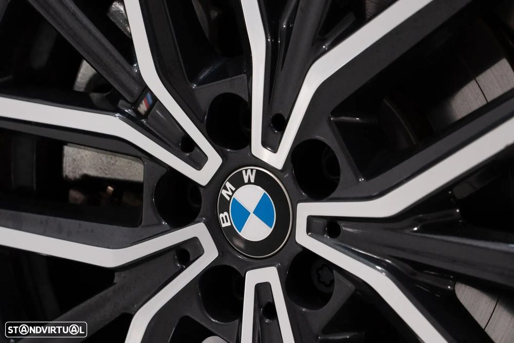 BMW X1 xDrive25e Pack Desportivo M - 14