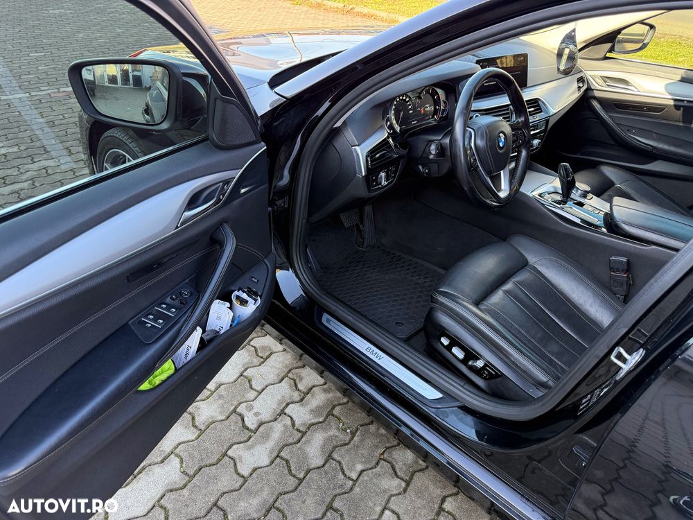 BMW Seria 5 520d Aut. Luxury Line - 8