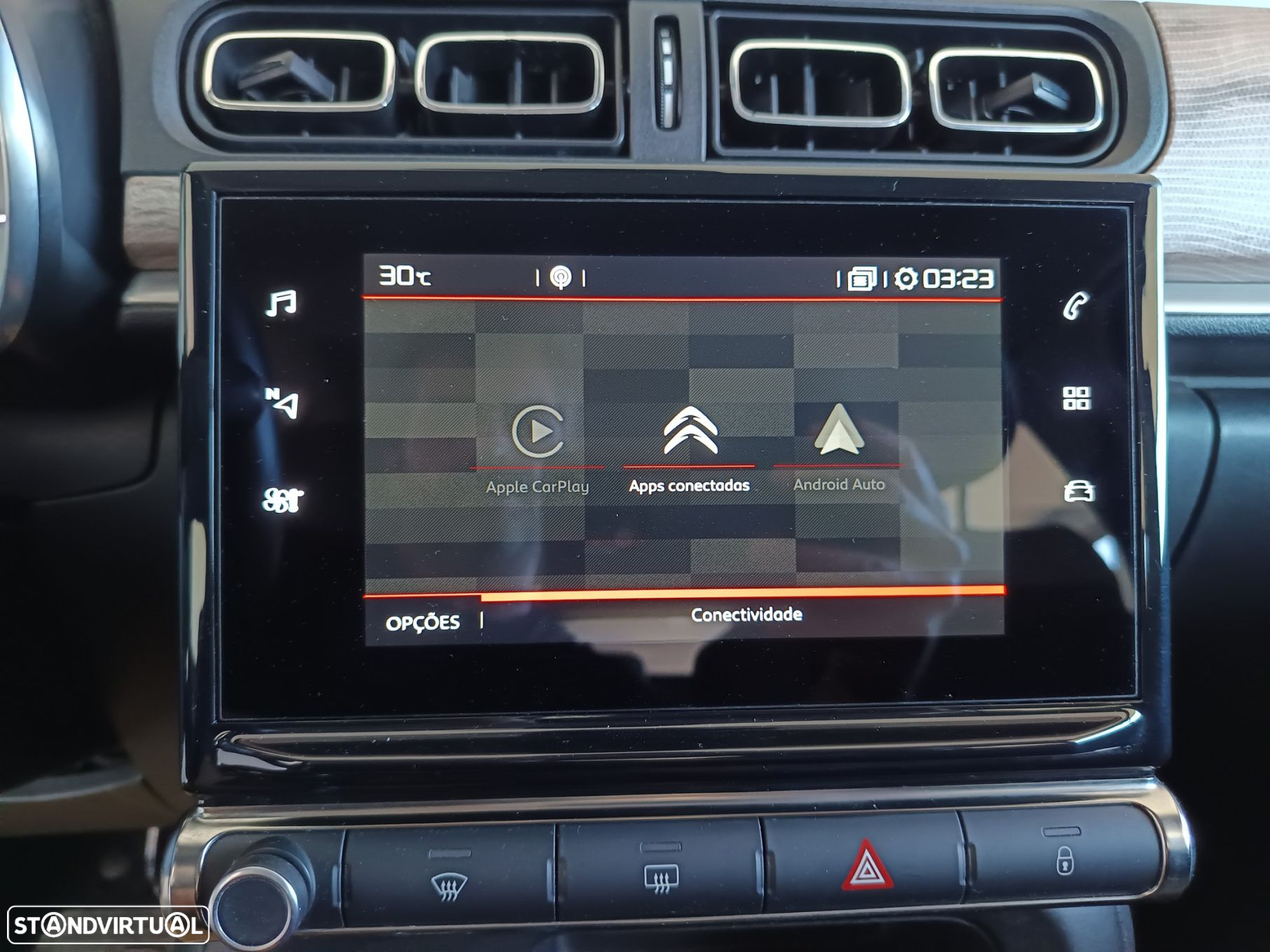 Citroën C3 1.2 PureTech Shine Pack EAT6 - 24