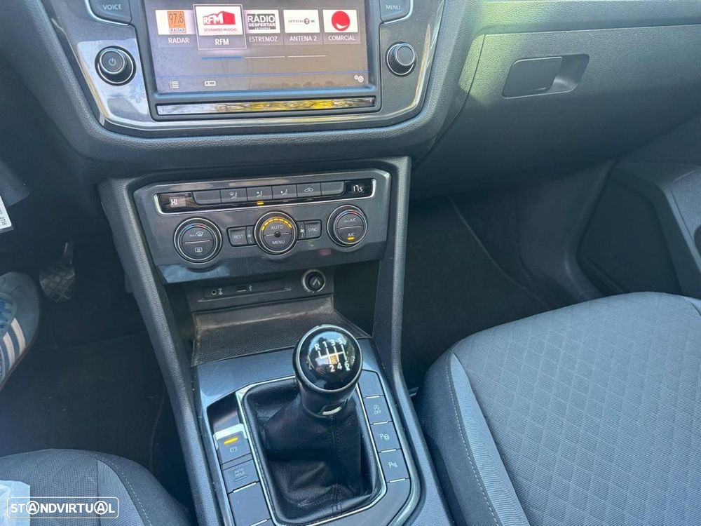 VW Tiguan 1.6 TDI Confortline - 9