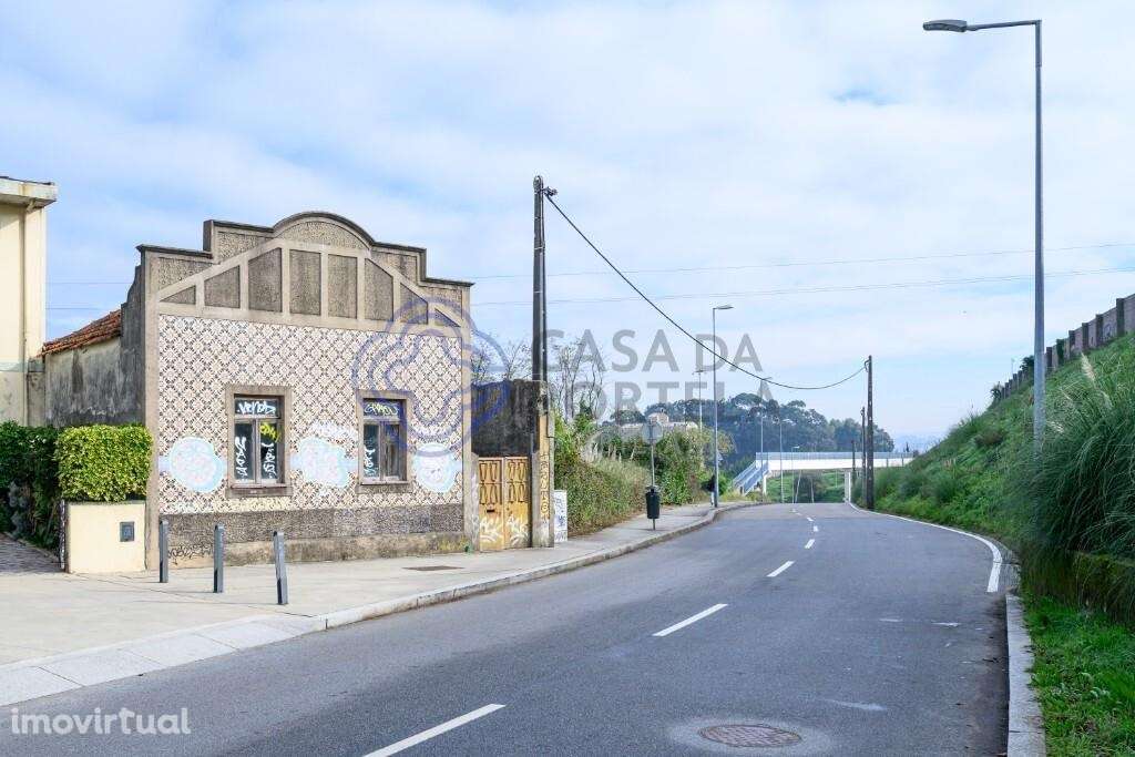 Moradia Térrea T2 Leça Balio - Potencial para Renovação - Grande imagem: 3/17