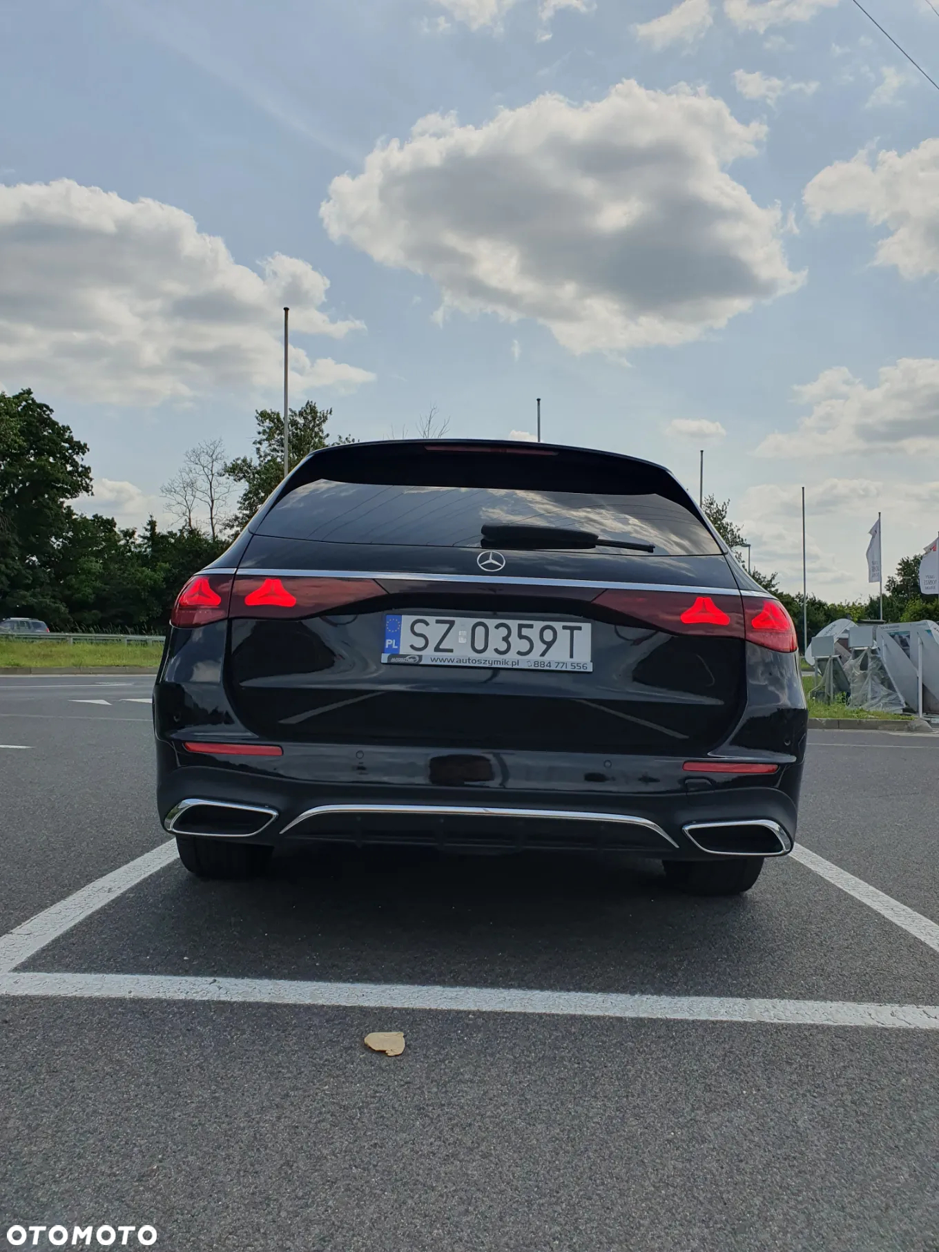 Mercedes-Benz Klasa E 220 d T 9G-TRONIC Edition AMG Line - 17