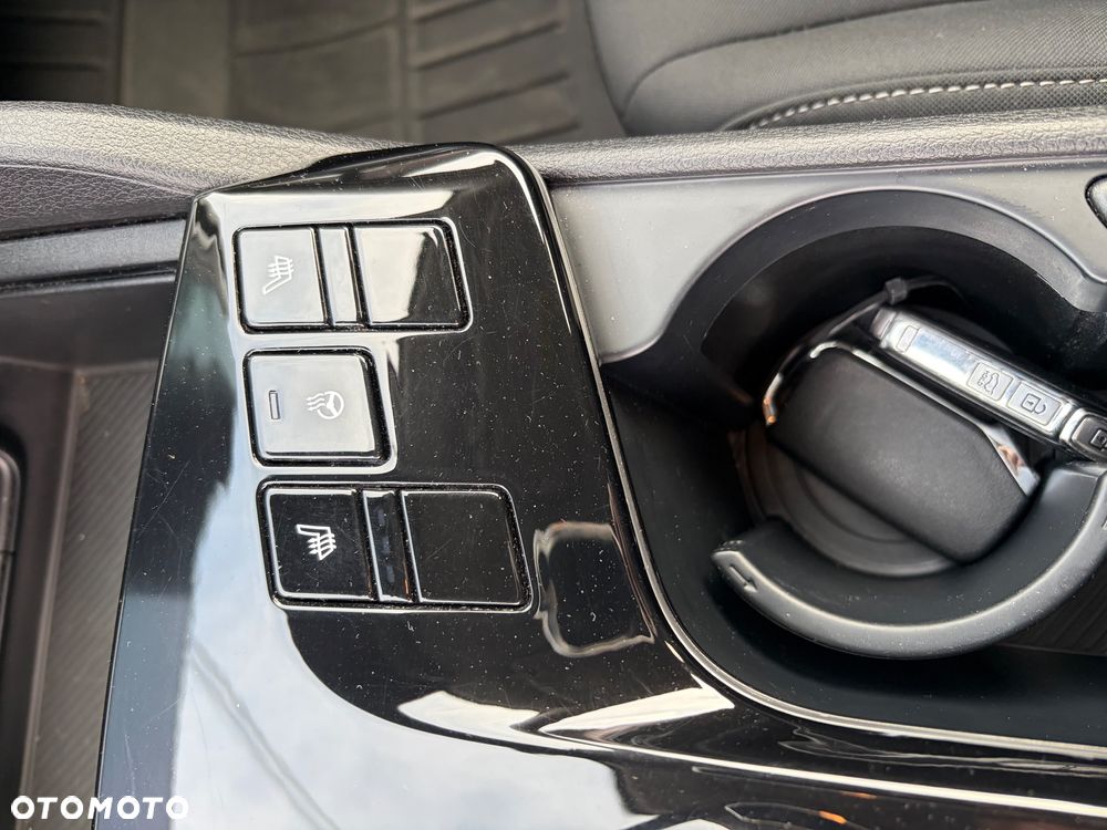 Kia Sportage 1.6 CRDI 2WD Eco-Dynamics+ (48V M-H) DCT Spirit - 17