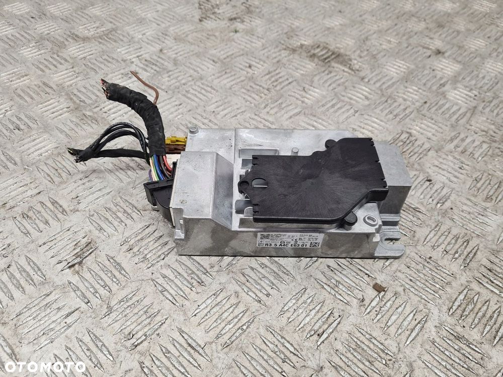 BMW X3 G01 WZMACNIACZ HIFI 5A4CE63 - 1