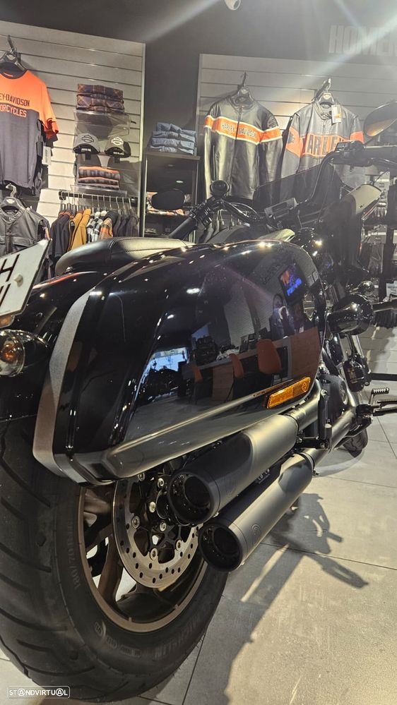 Harley-Davidson Low Rider ST - 7