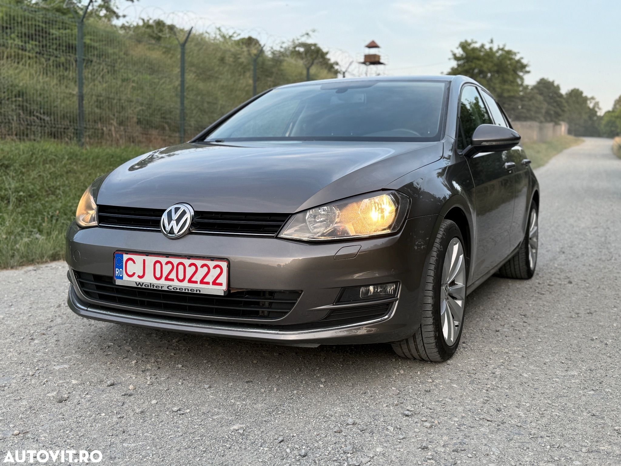 Volkswagen Golf 1.4 TSI BlueMotion Technology DSG Comfortline - 1