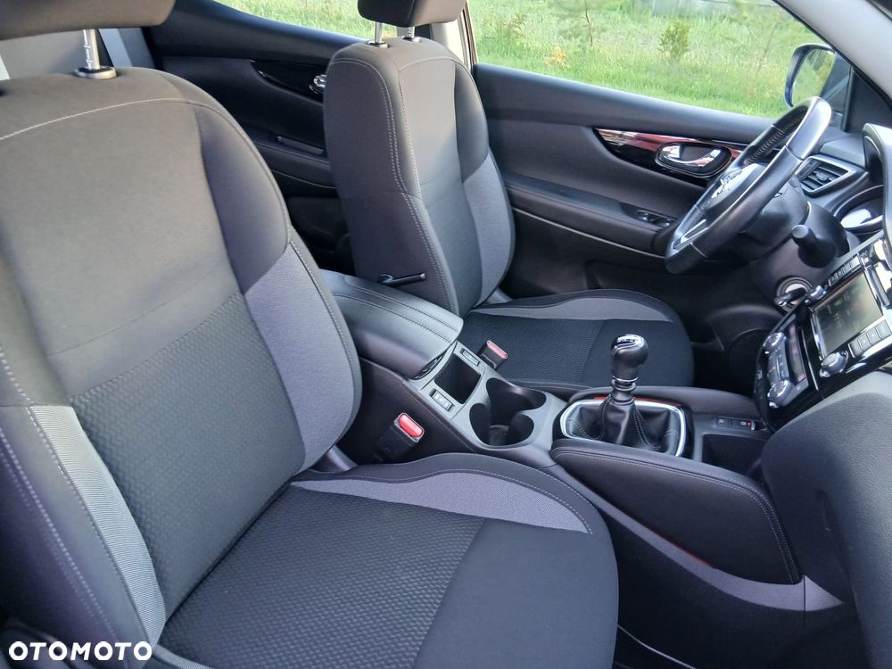 Nissan Qashqai 1.3 DIG-T Visia - 21