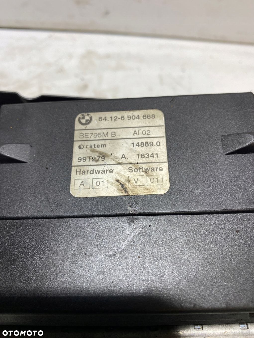 PODGRZEWACZ WODY BMW III 3 E46 2.0 D 6904668 - 2