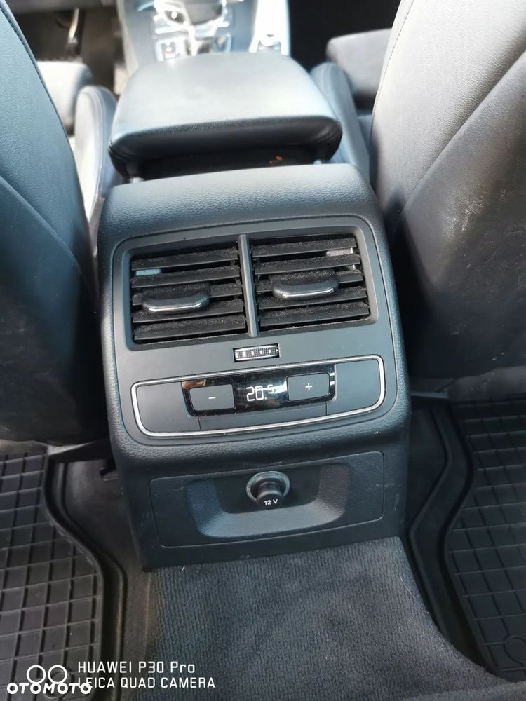 Audi A4 Limousine - 17