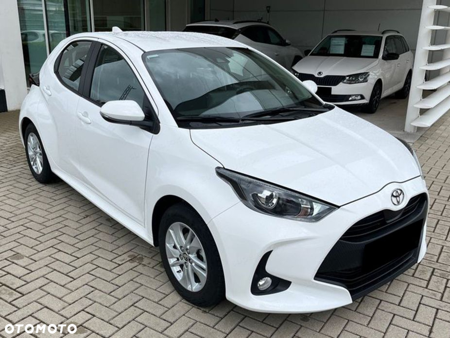 Toyota Yaris - 4