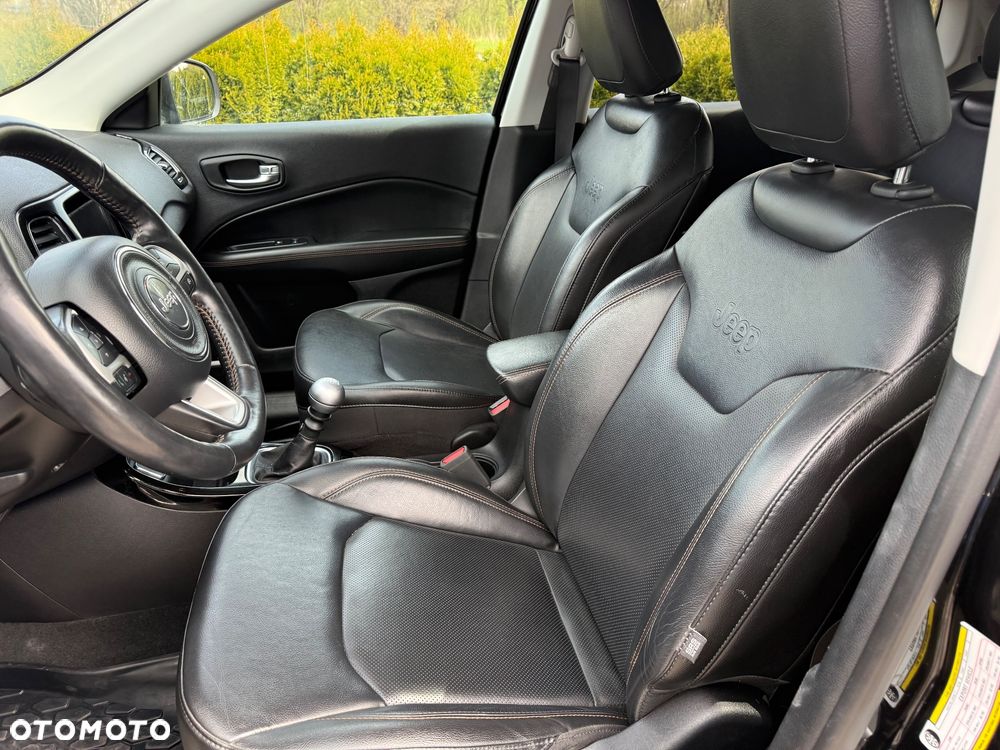 Jeep Compass 1.4 TMair Limited FWD S&S - 17