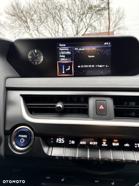 Lexus UX 250h GPF F Impression 2WD - 4