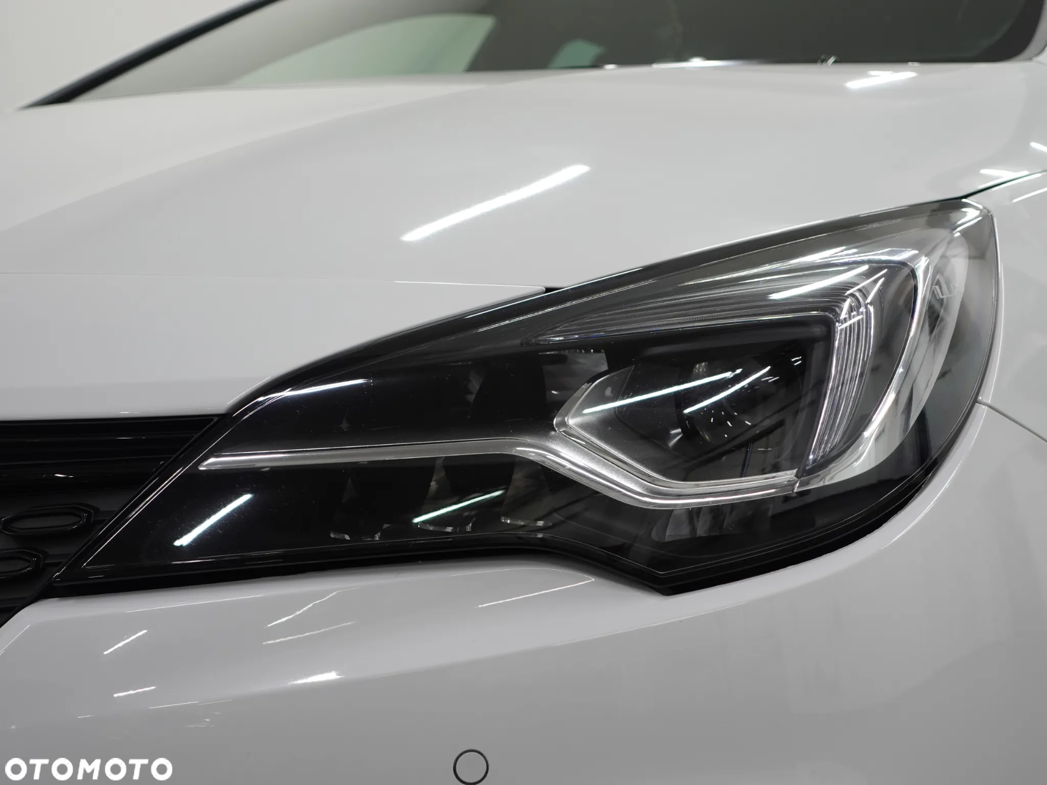 Opel Astra 1.2 Turbo Start/Stop Sports Tourer Edition - 15