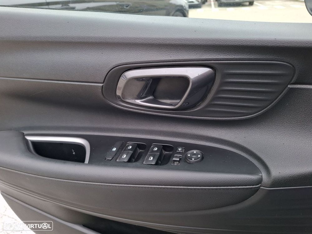 Hyundai Bayon 1.0 T-GDI Premium - 22