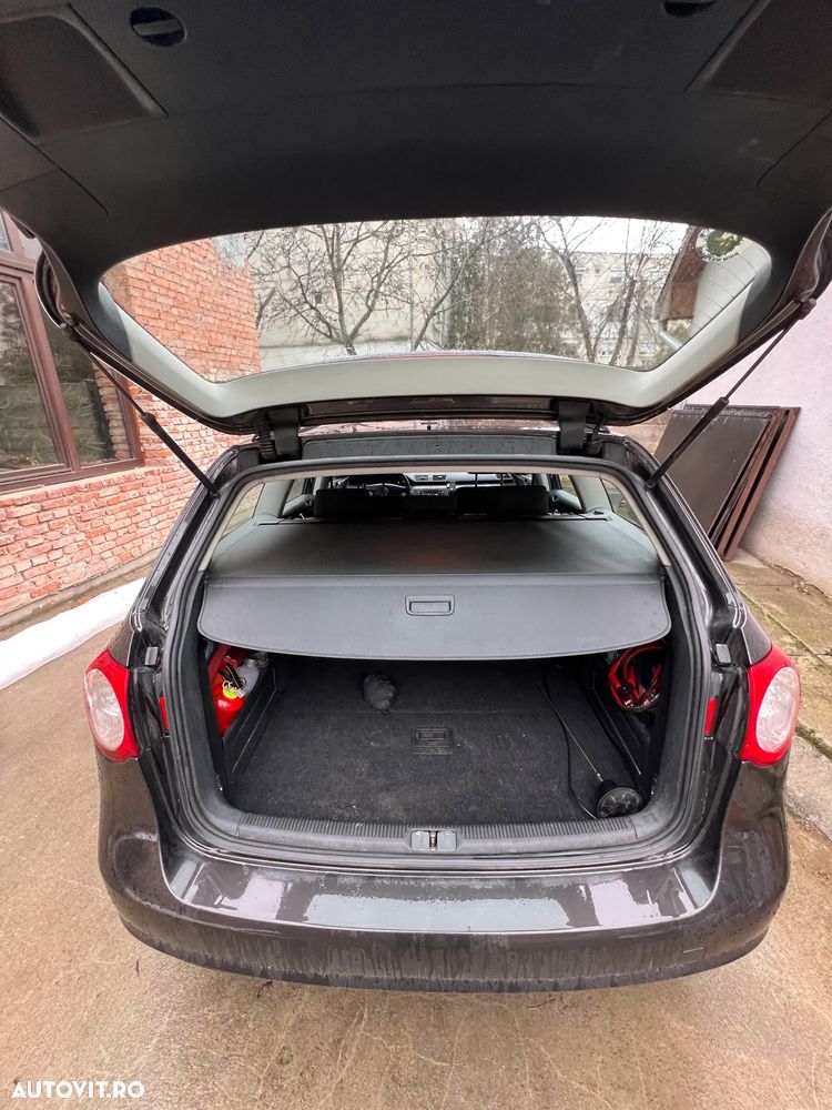 Volkswagen Passat 2.0 TDI DPF Comfortline - 10