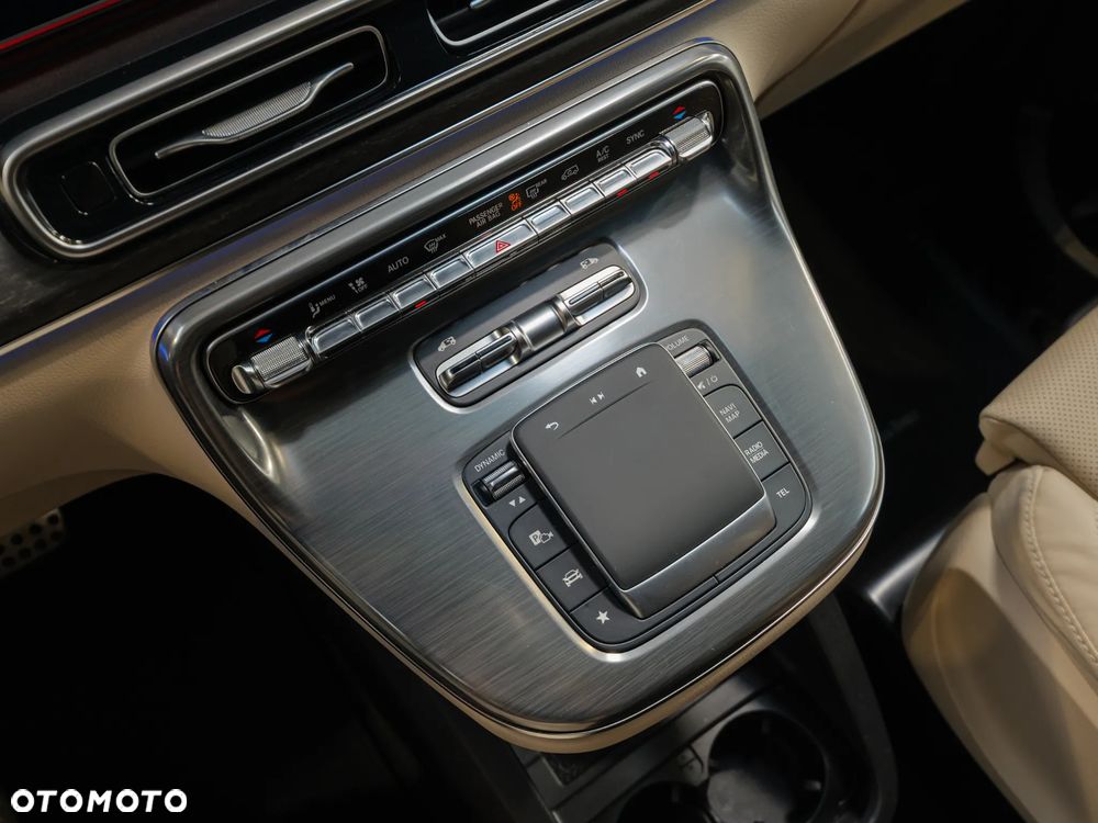 Mercedes-Benz Klasa V 300 mHEV 9G-Tronic (d³ugi) - 28