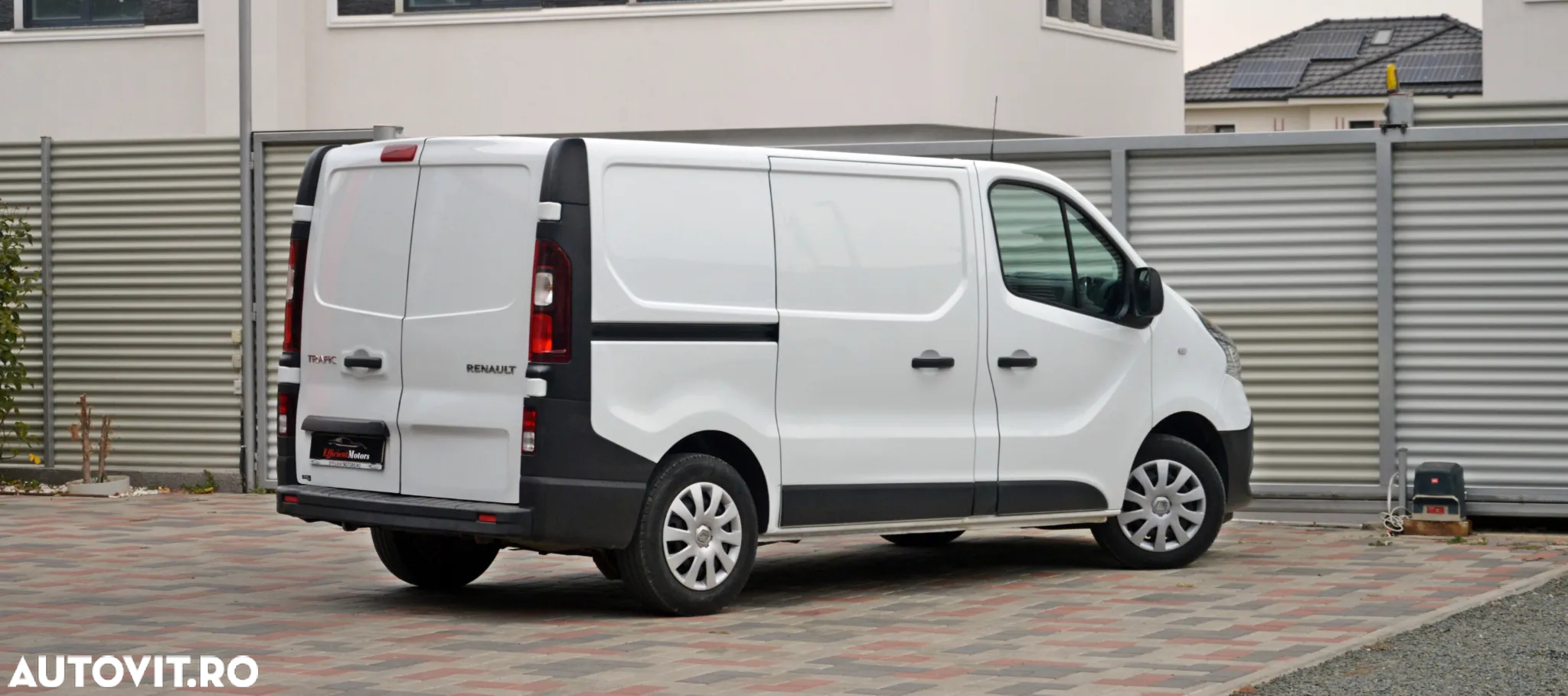 Renault Trafic - 17
