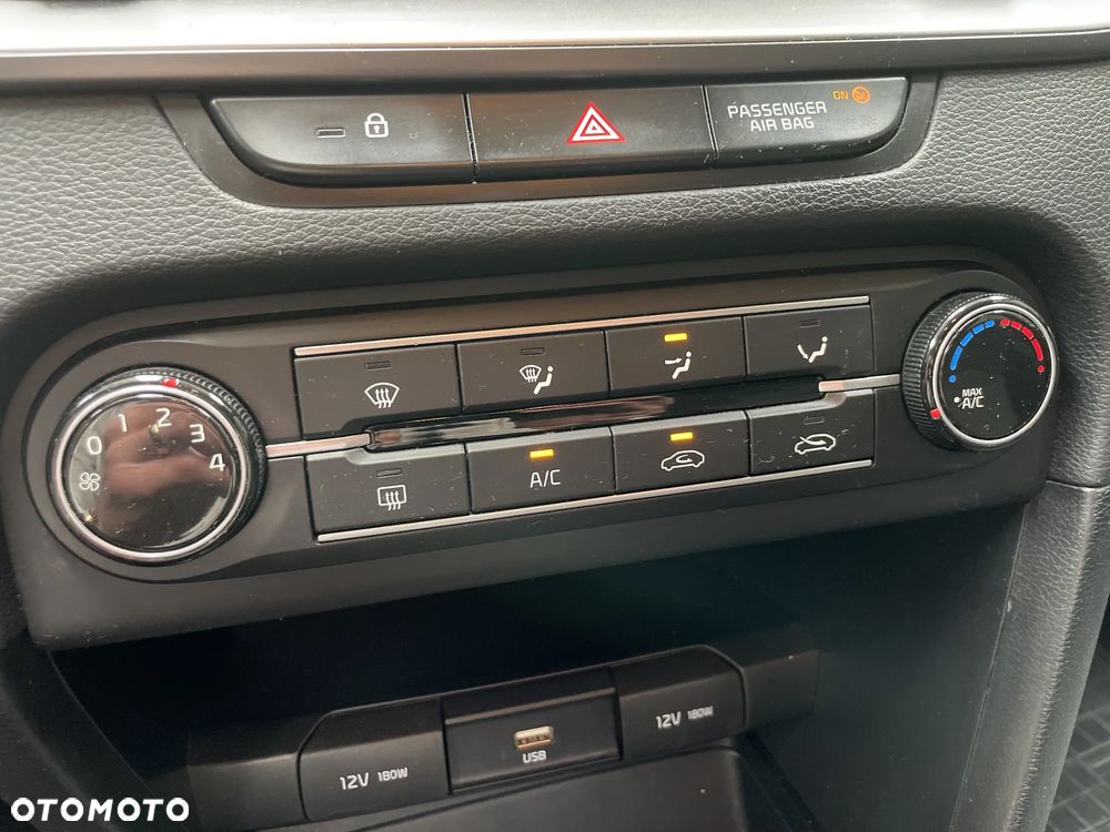 Kia Ceed 1.0 T-GDI S - 22