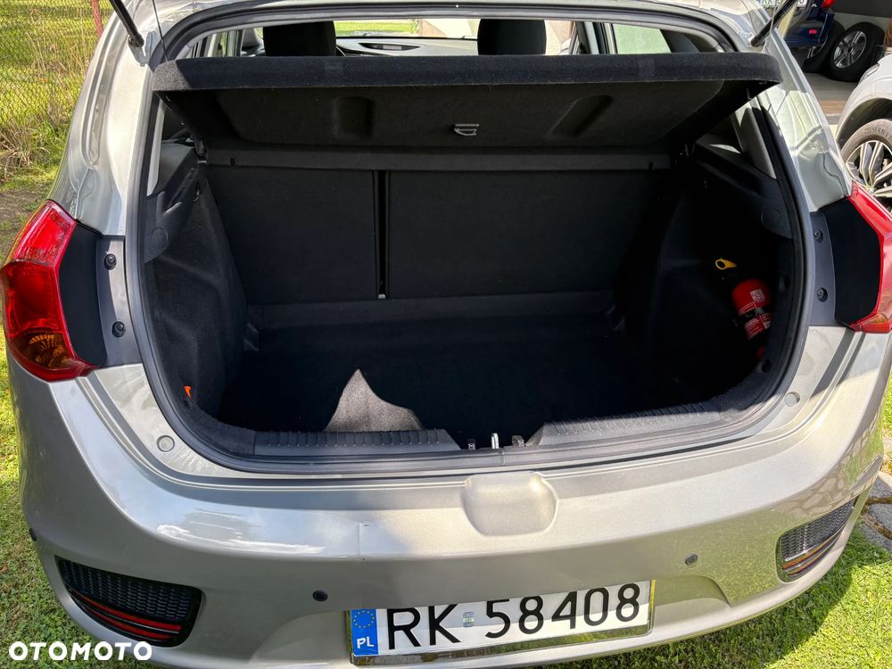 Kia Ceed 1.6 CRDi M DCT - 14