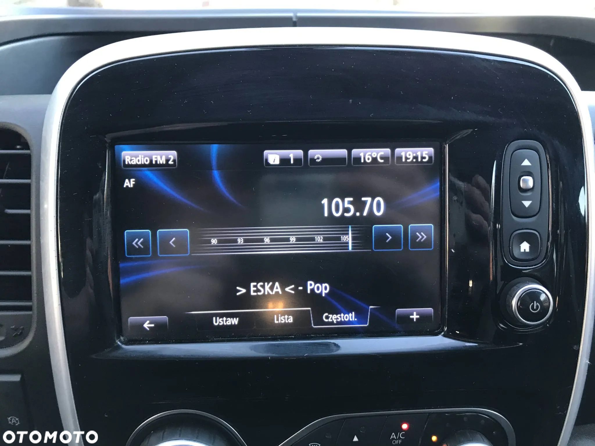 Renault Trafic - 32