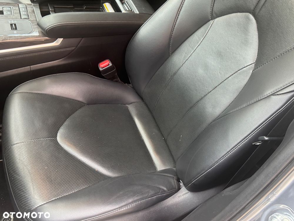 Toyota Highlander 2.5 Hybrid Executive - 36