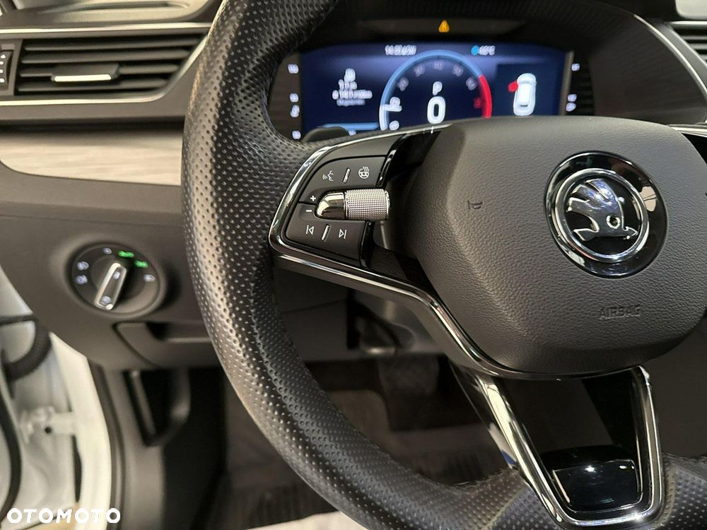 Skoda Superb - 25