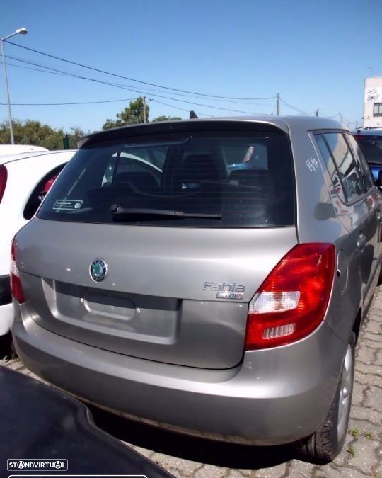 Peças Skoda Fabia II (542) 2006 a 2014 - 11