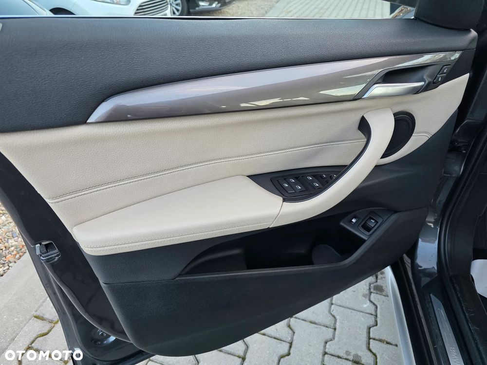 BMW X1 xDrive25e Business Edition - 33