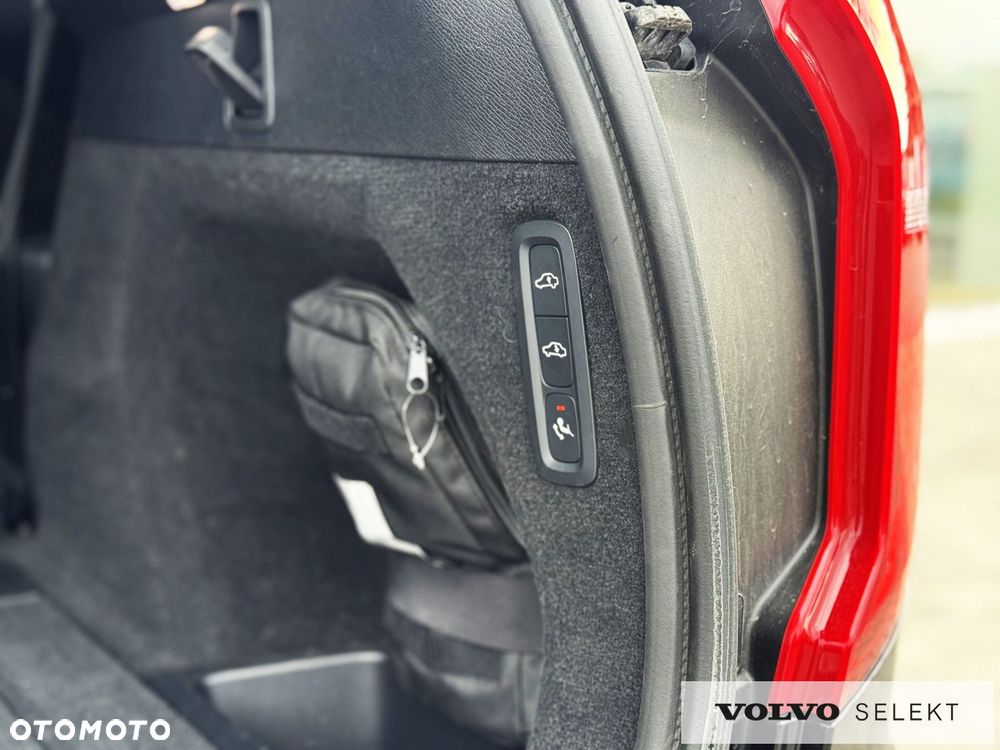 Volvo XC 90 - 34