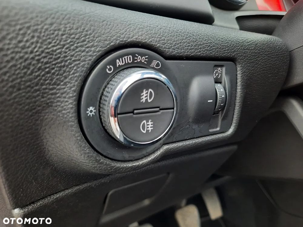 Opel Cascada 2.0 CDTI Cosmo S&S - 23