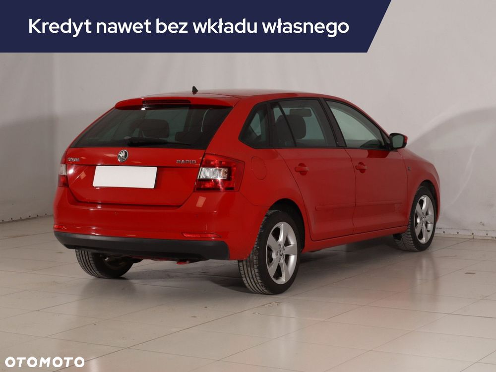 Skoda RAPID - 7