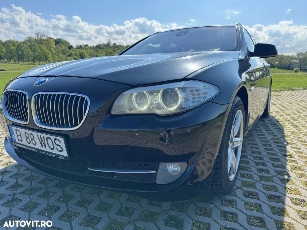 BMW Seria 5 525d xDrive AT - 1