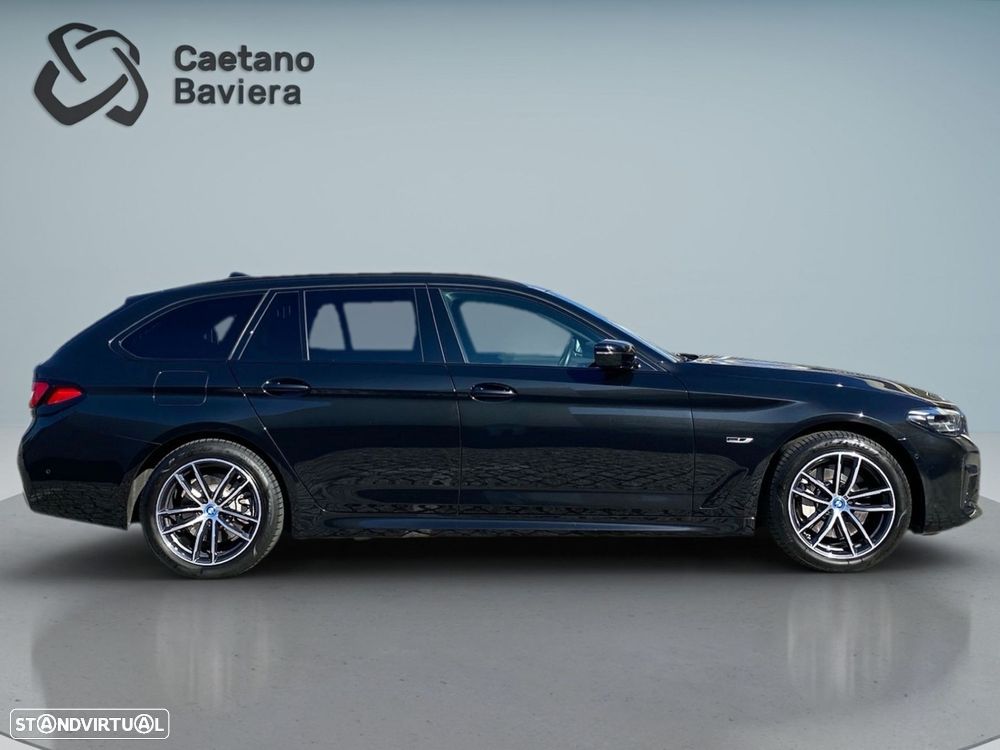 BMW 530 e Pack Desportivo M - 24