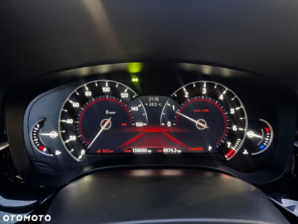 BMW Seria 5 530i xDrive Sport Line sport - 13