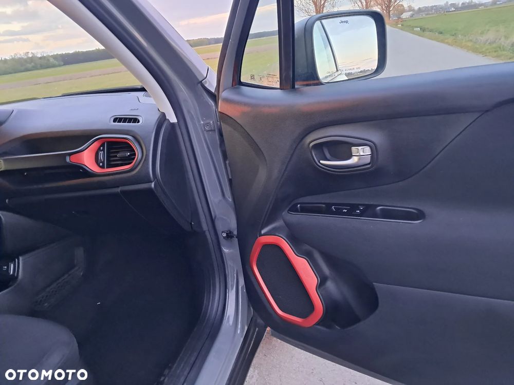 Jeep Renegade - 27