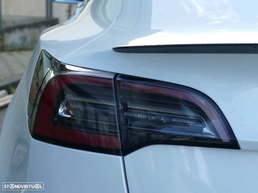 Tesla Model 3 Performance Dual Motor AWD - 10