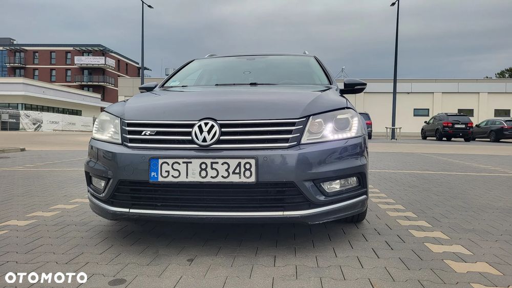 Volkswagen Passat 2.0 TDI Highline R-Style DSG - 34
